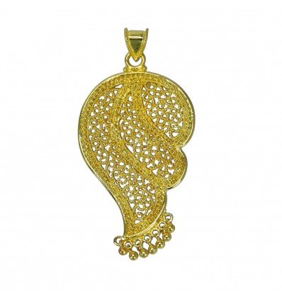 Stunning Gold Plated Little Heart Pendant